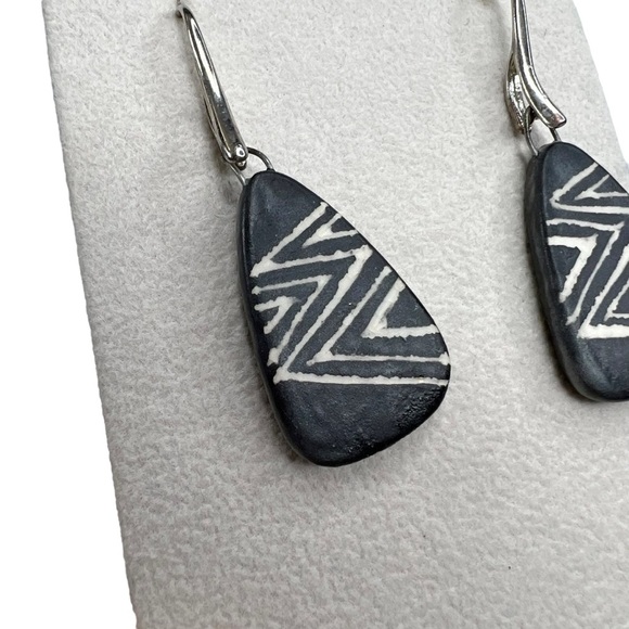 Polished Slate Stone White Zig Zag Rounded Triangle Earrings - Picture 2 of 10